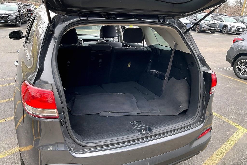 Used 2017 Kia Sorento LX image 31