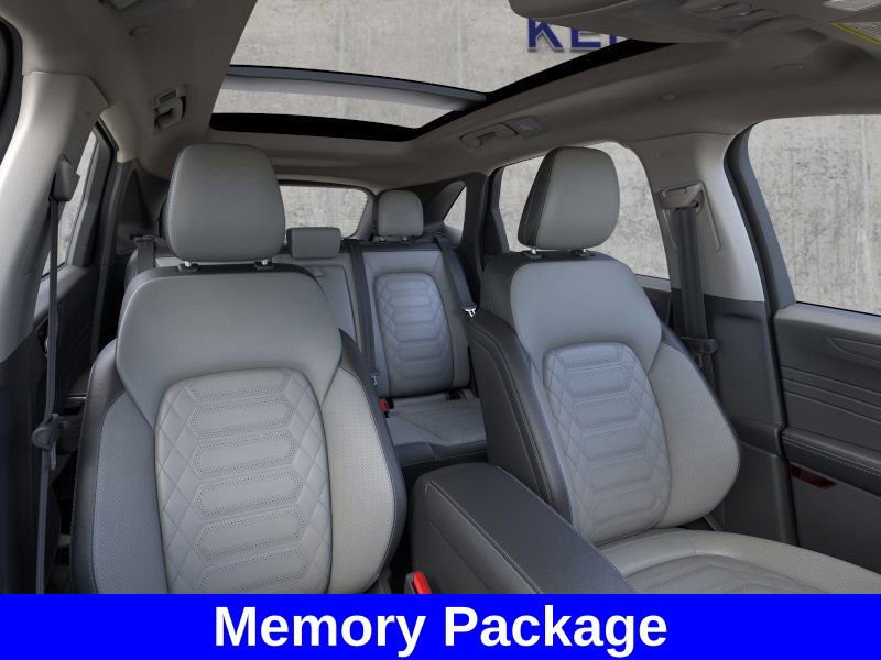 New 2024 Ford Escape SE w/ PHEV Premium Package image 10