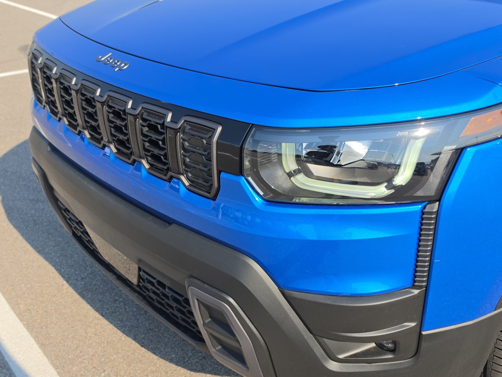 New 2026 Jeep Cherokee Laredo AWD/4WD image 9