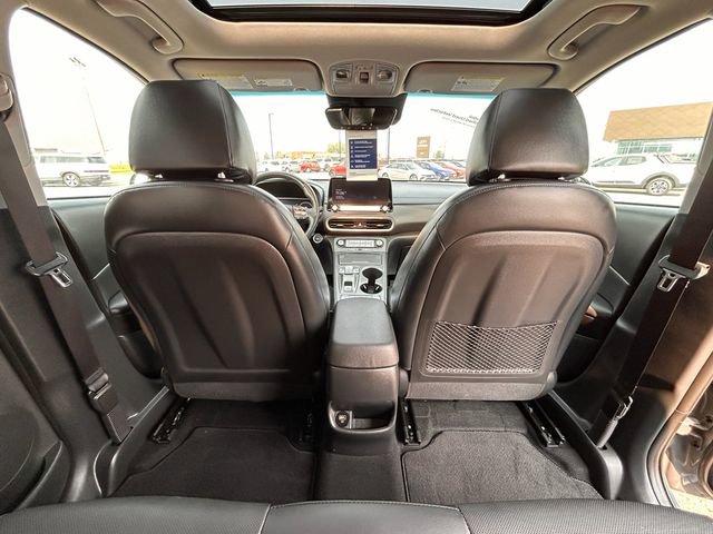 Used 2023 Hyundai Kona Limited image 31