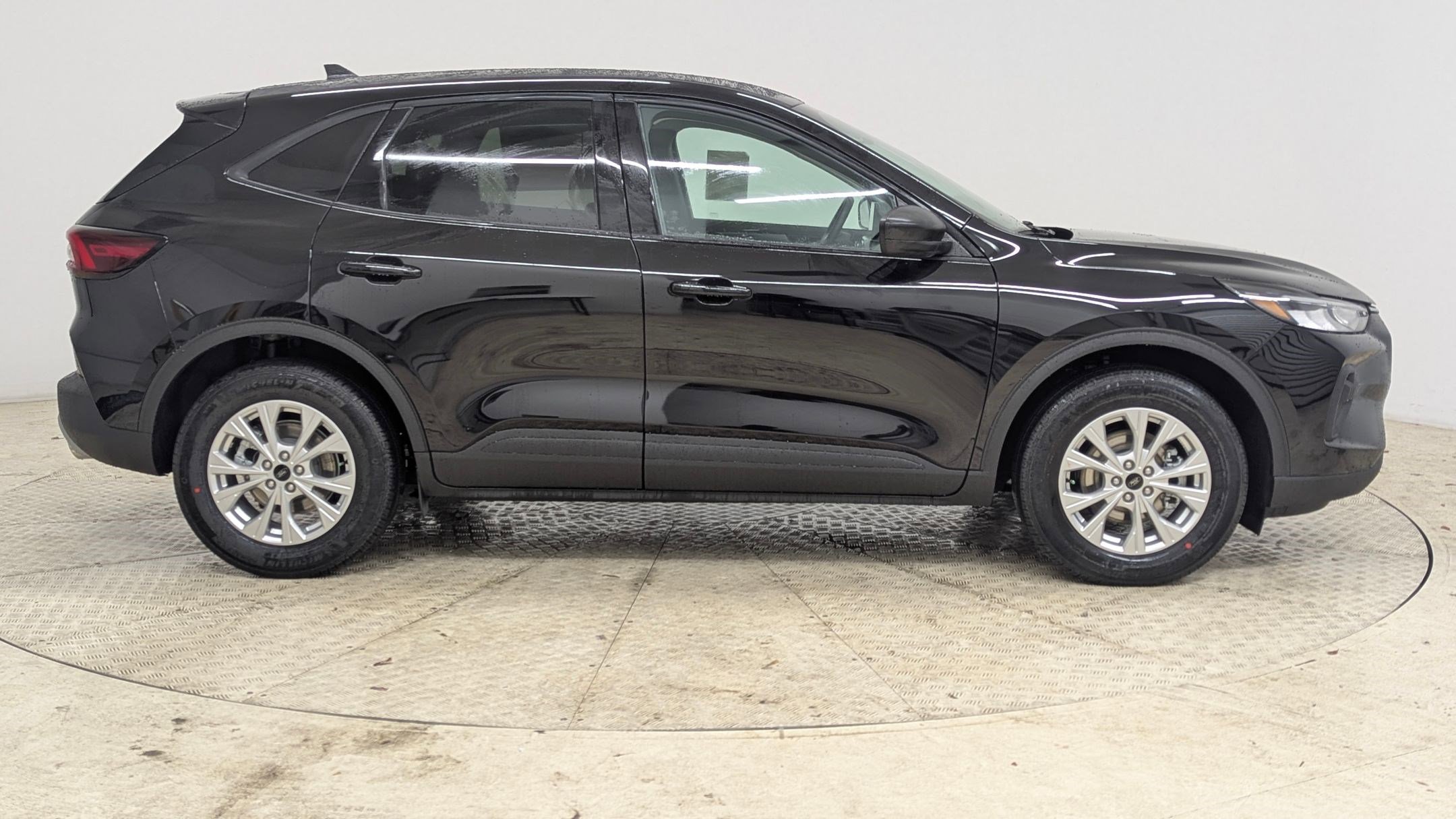New 2026 Ford Escape Active FWD image 7