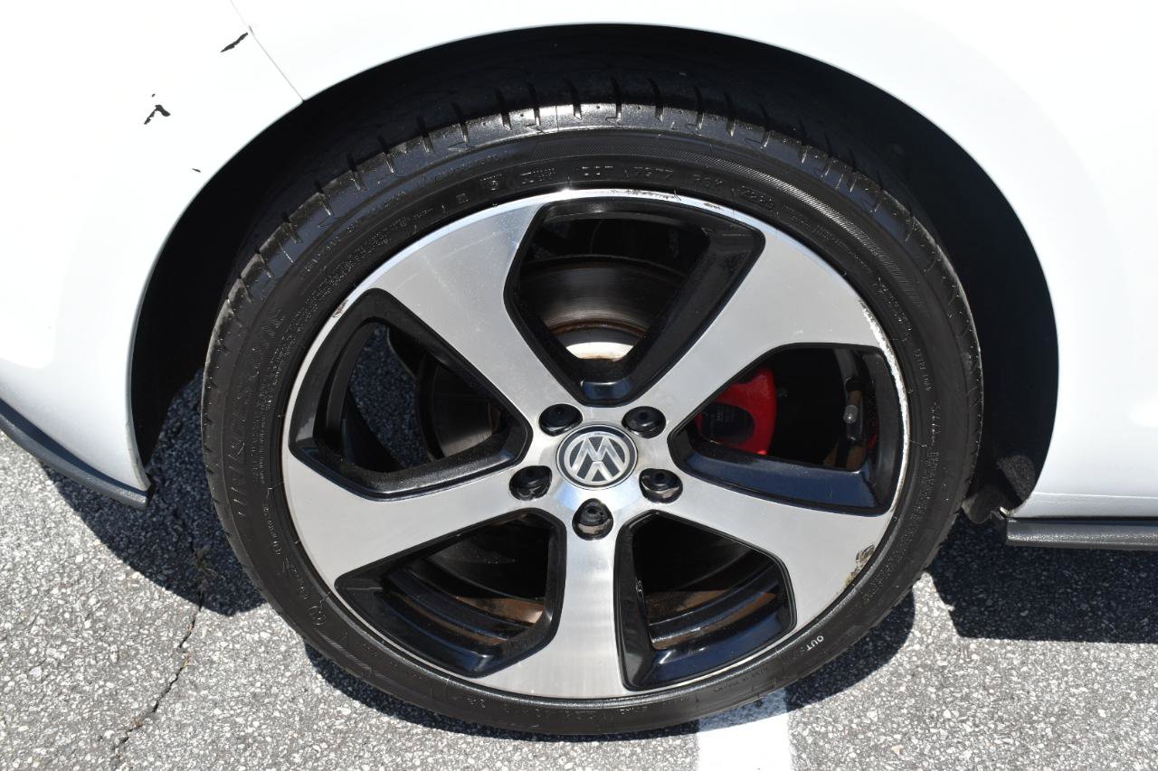 Used 2015 Volkswagen GTI S FWD image 30