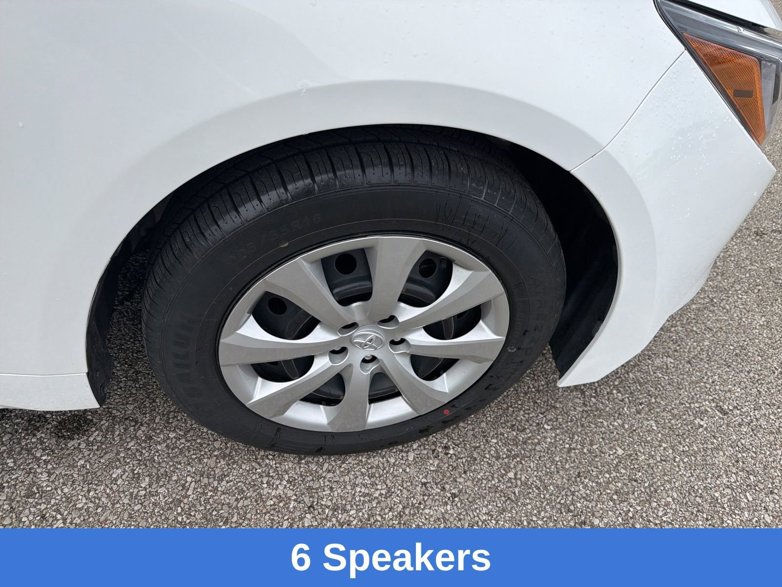 Used 2025 Toyota Corolla LE image 21