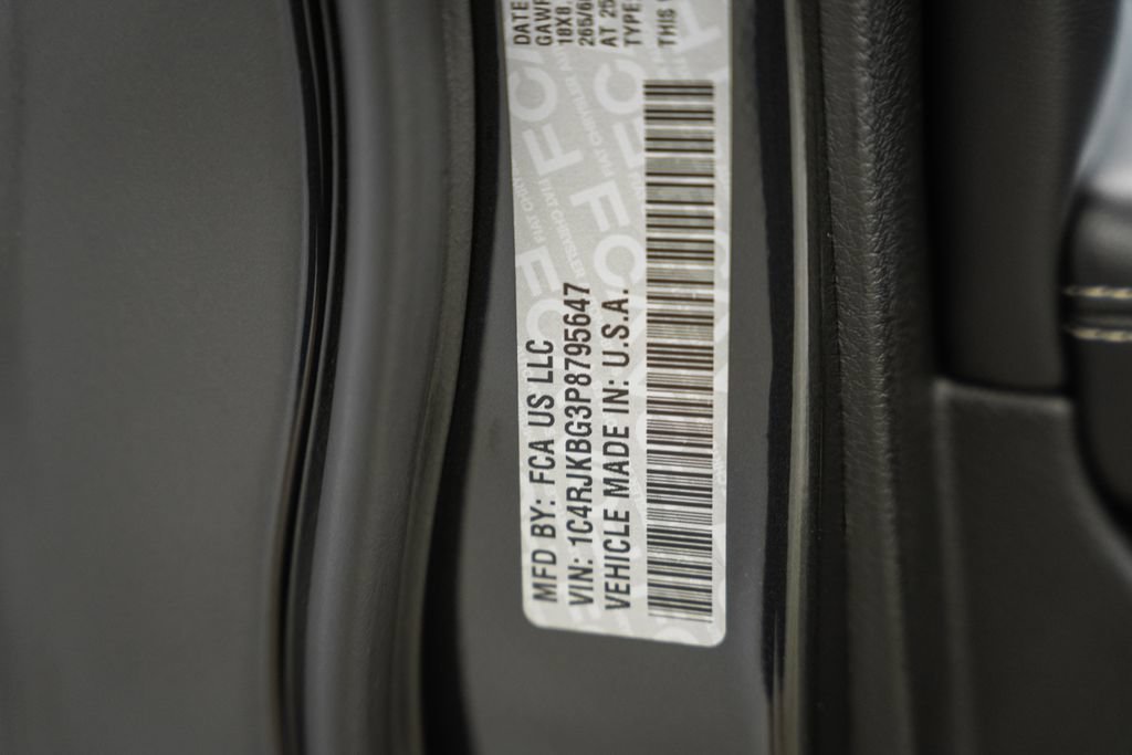 Certified 2023 Jeep Grand Cherokee L Limited AWD/4WD image 43