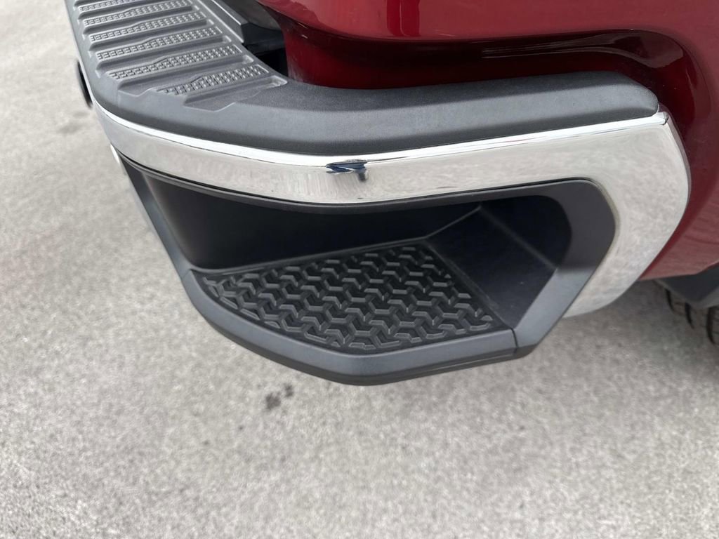 Used 2021 GMC Sierra 1500 SLT w/ SLT Convenience Package image 12