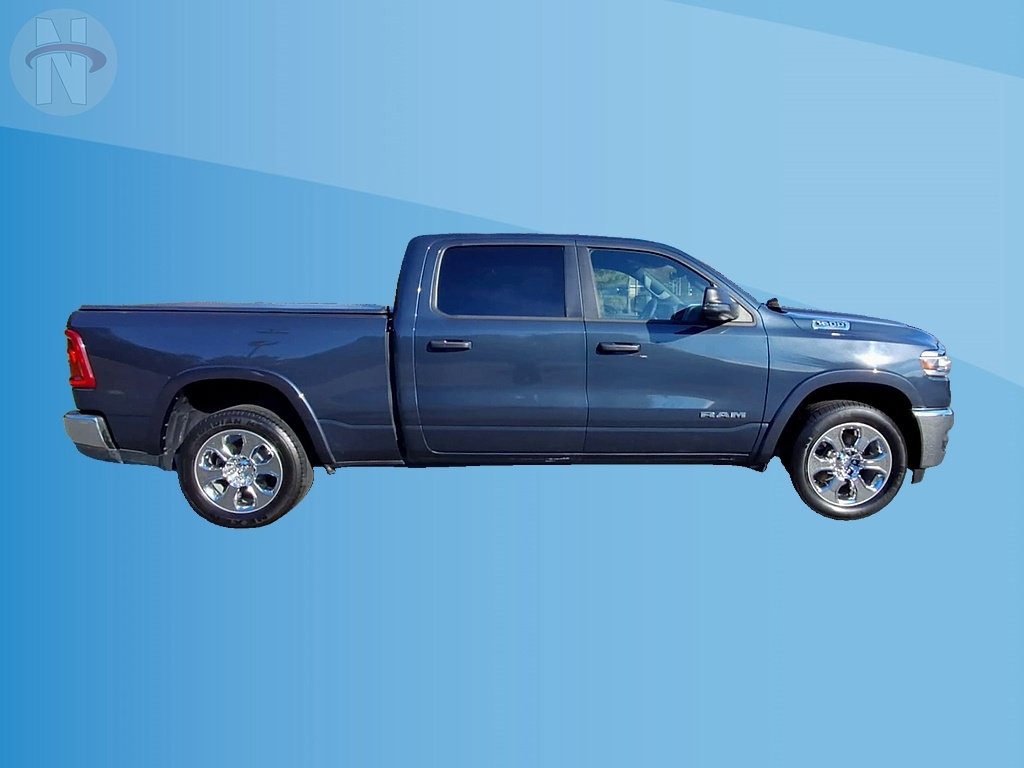 Used 2025 RAM 1500 Big Horn AWD/4WD image 9