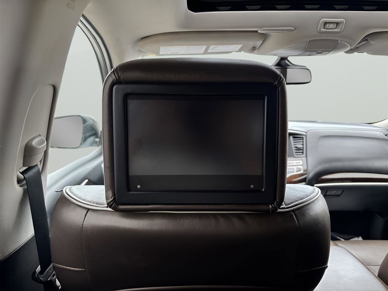 Used 2018 INFINITI QX60 Luxe w/ Deluxe Technology Package image 18