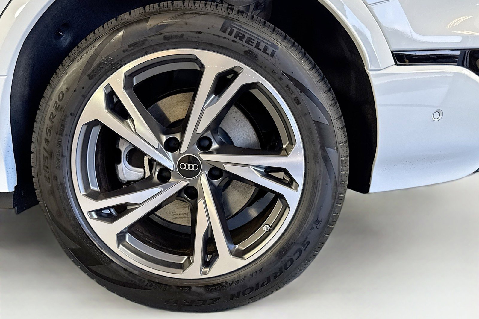 New 2027 Audi Q6 e-tron Premium Plus AWD/4WD image 28