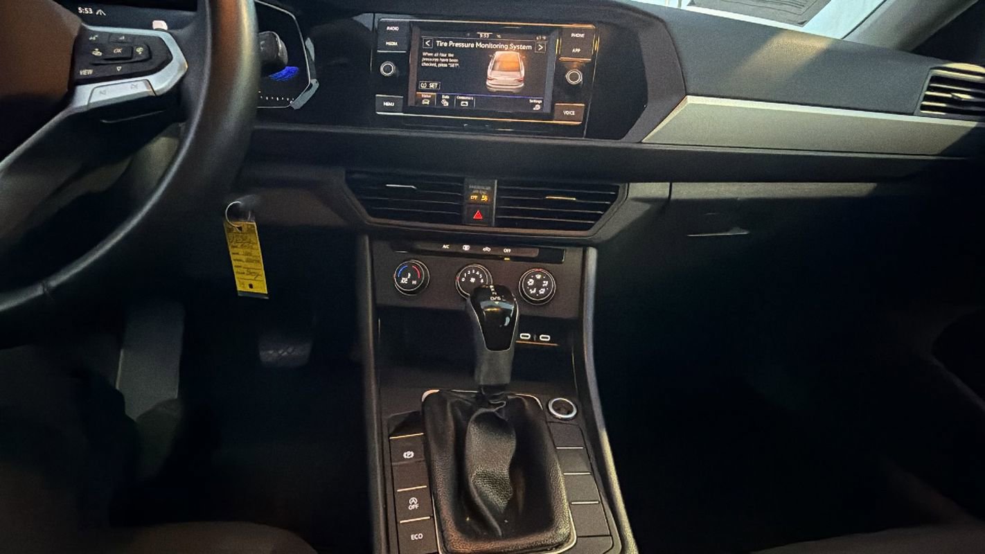 Used 2024 Volkswagen Jetta S image 18