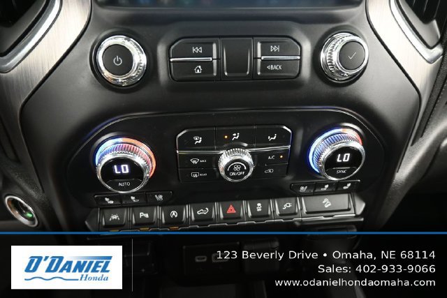 Used 2020 GMC Sierra 1500 Denali w/ Denali Premium Package AWD/4WD image 32