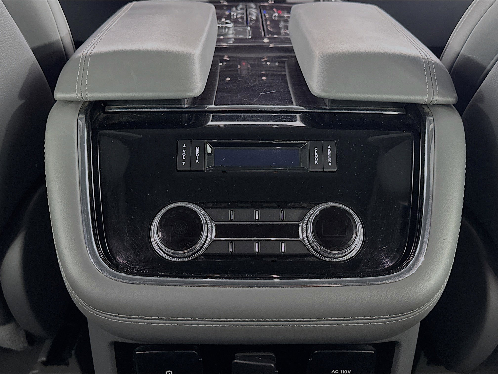 Used 2019 Lincoln Navigator Reserve w/ Cargo Package image 27