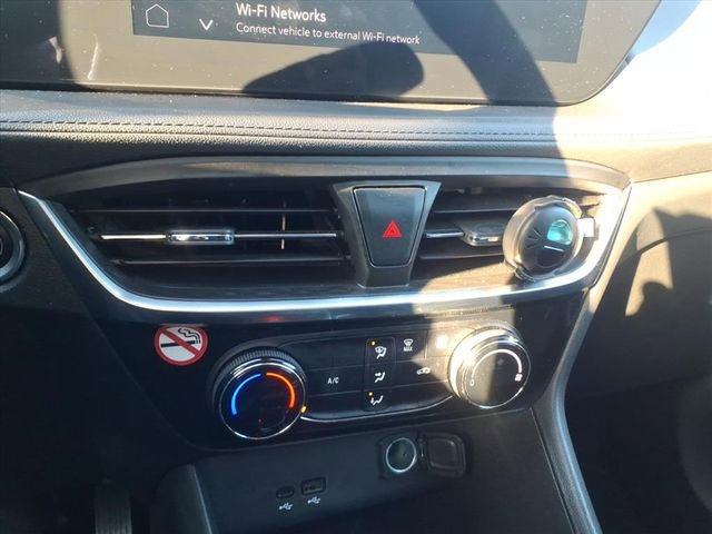 Used 2024 Buick Encore GX Sport Touring image 16