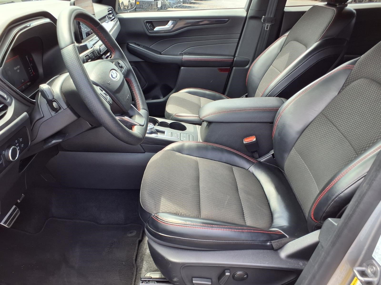 Used 2024 Ford Escape ST-Line AWD/4WD image 14