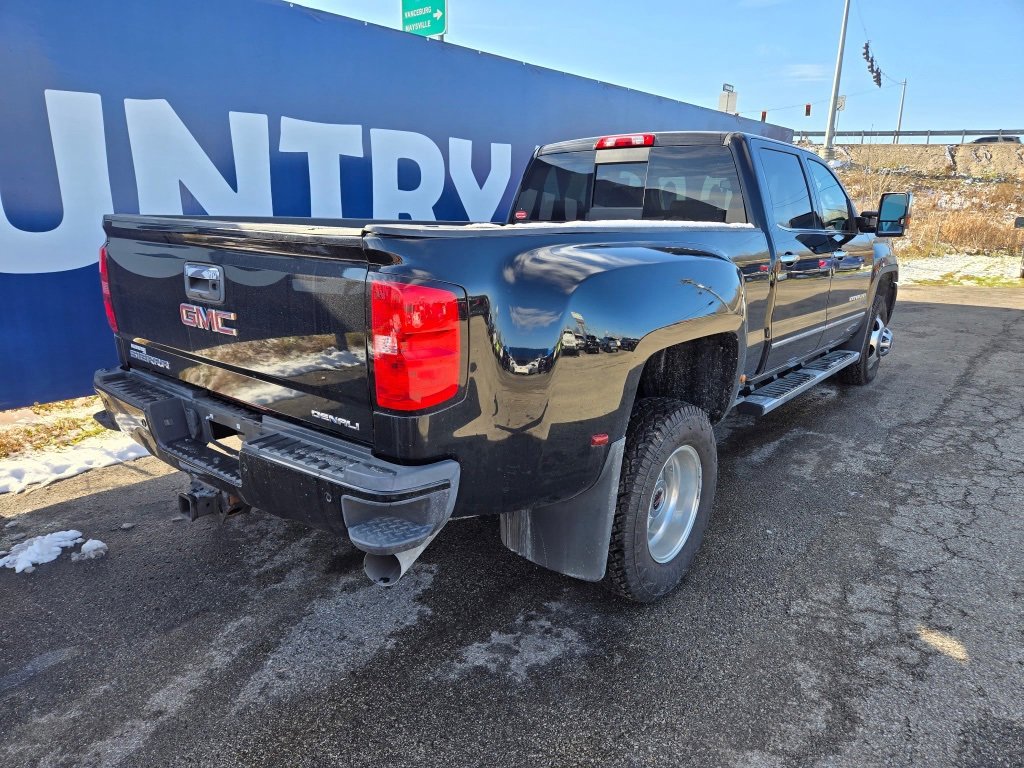 Used 2015 GMC Sierra 3500 Denali image 7