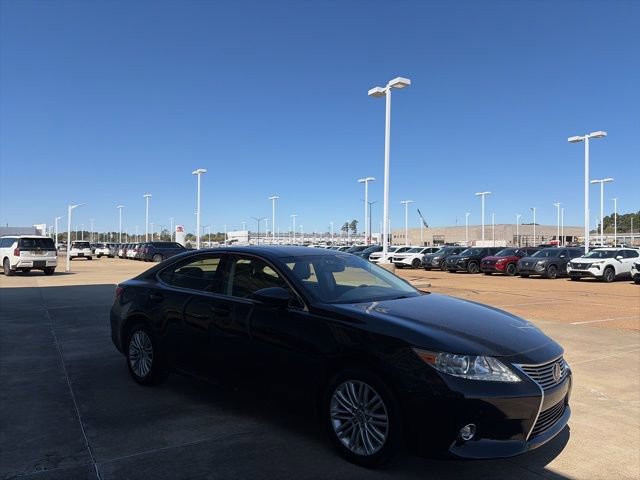 Used 2015 Lexus ES 350 350 w/ Luxury Package image 5