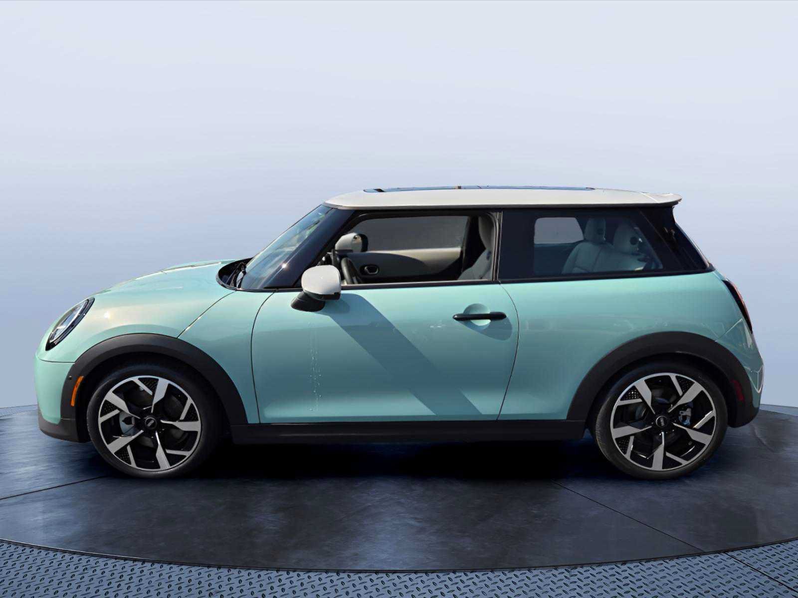 Used 2026 MINI Cooper S FWD image 6
