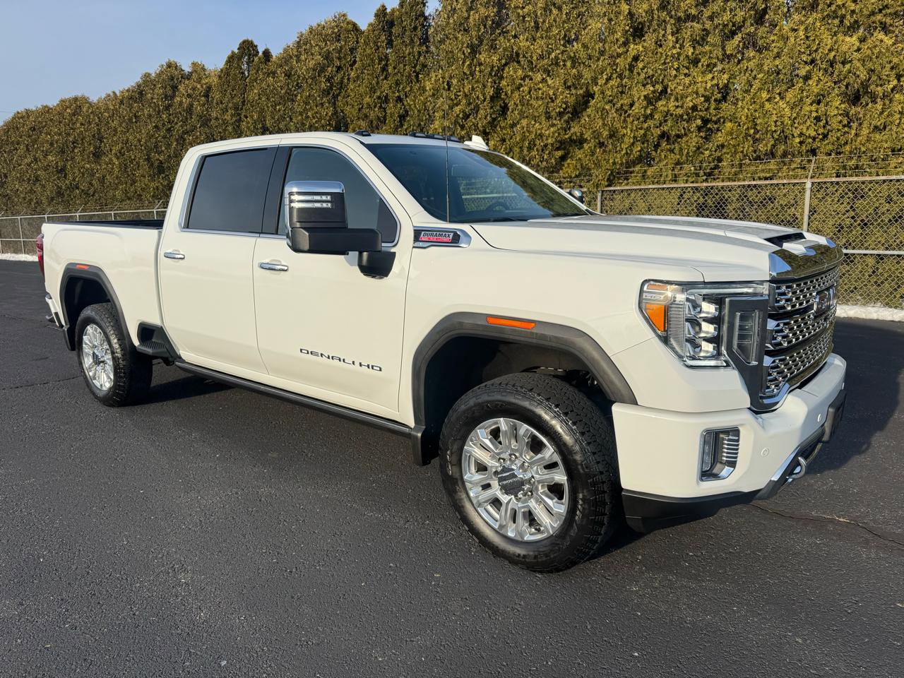 Used 2022 GMC Sierra 2500 Denali AWD/4WD image 4