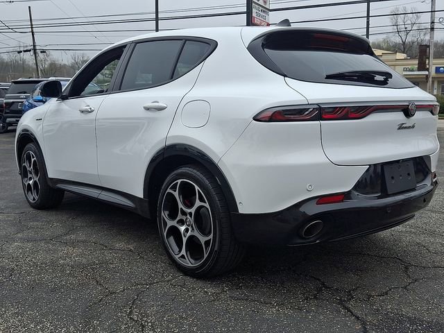 Used 2024 Alfa Romeo Tonale Veloce w/ Active Assist Package image 4