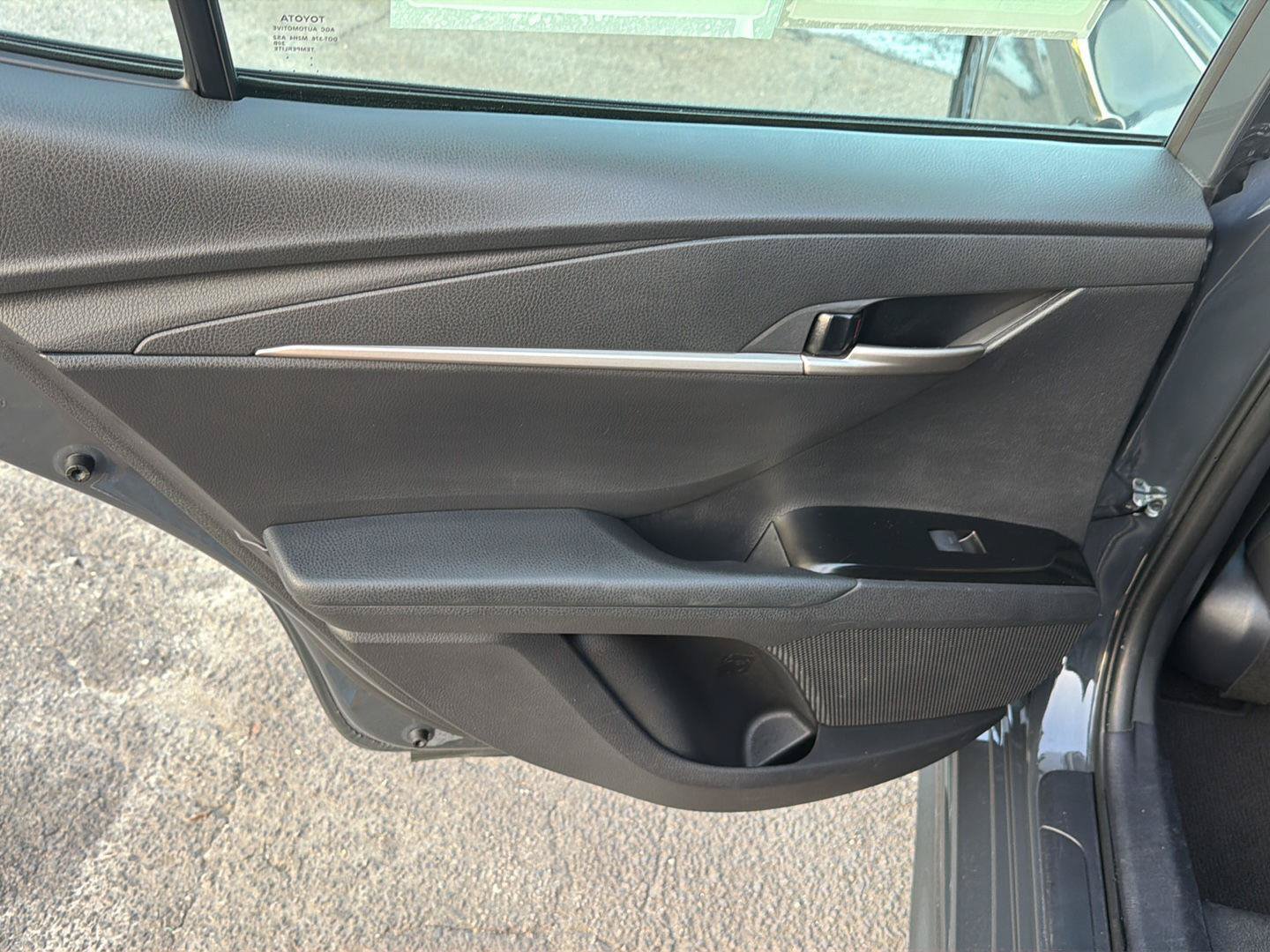 Certified 2025 Toyota Camry SE FWD image 17