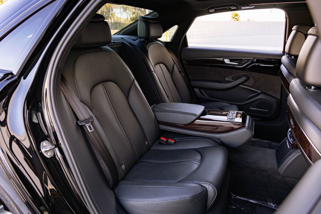 Used 2017 Audi A8 L 3.0T w/ Executive Package image 28