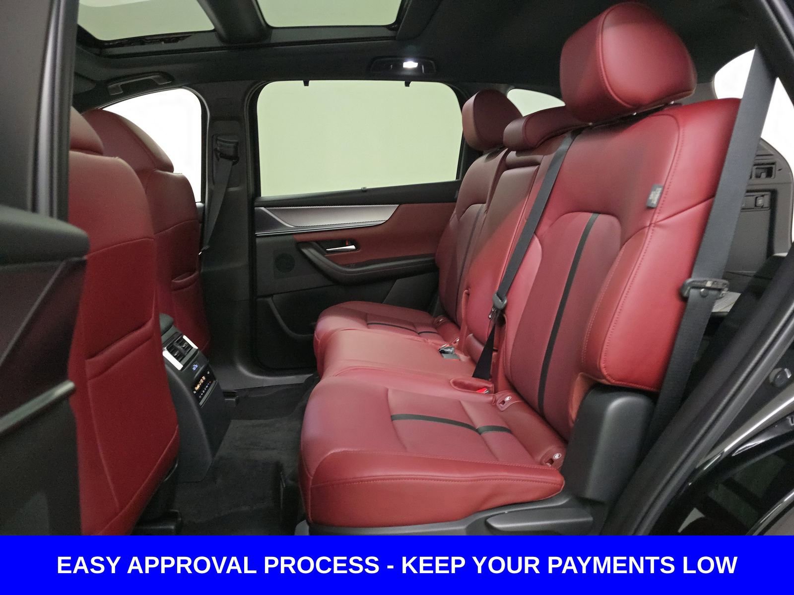 Used 2025 MAZDA CX-70 Plug-In Hybrid w/ Premium Plus image 11