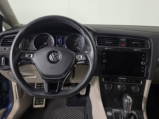 Used 2018 Volkswagen Golf Alltrack AWD/4WD image 9