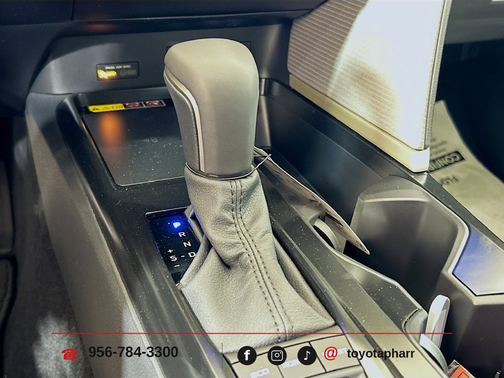 New 2026 Toyota Camry SE w/ Convenience Package FWD image 18