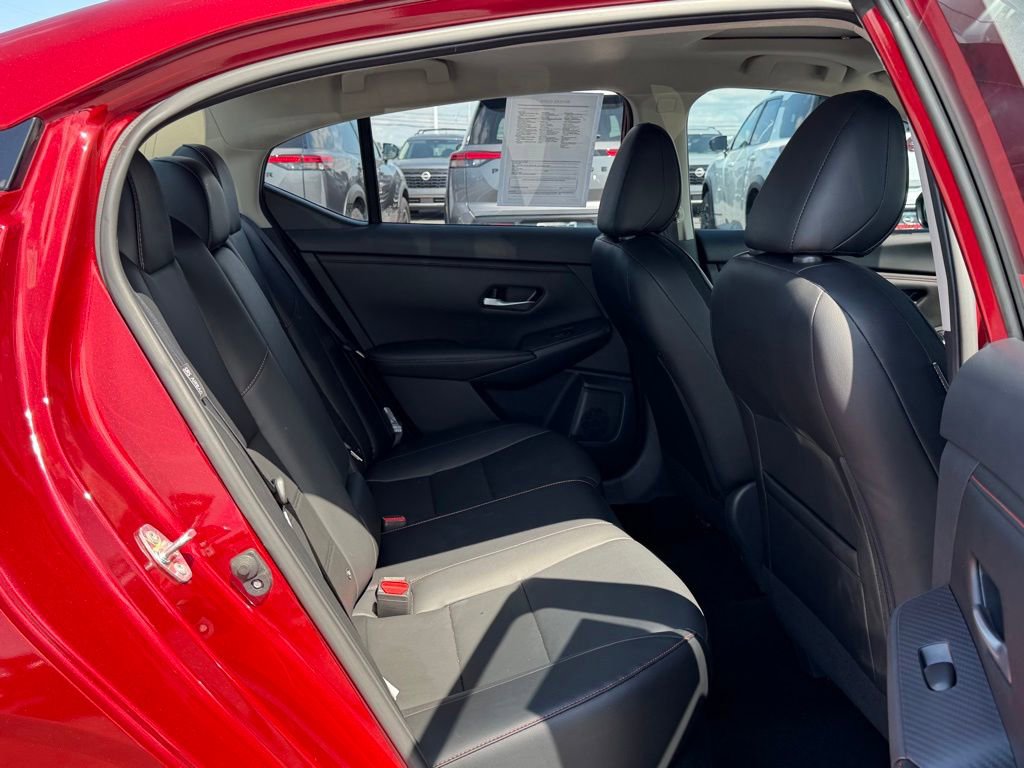 Used 2024 Nissan Sentra SR w/ SR Premium Package FWD image 19