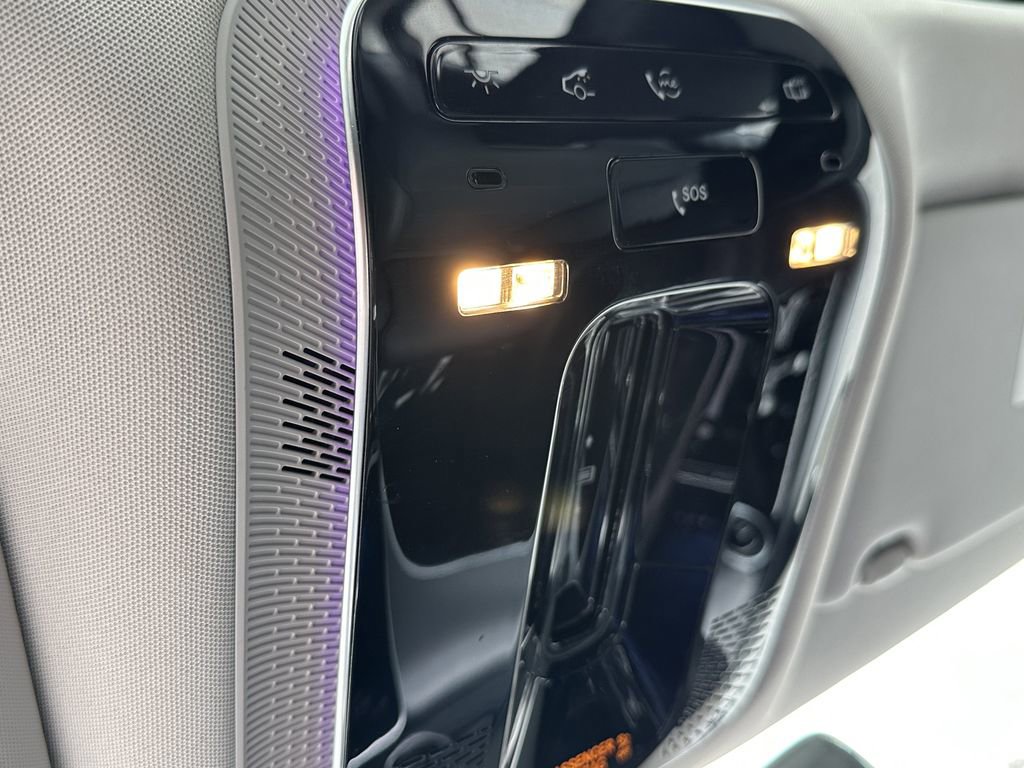 Certified 2025 Mercedes-Benz C 300 4MATIC Sedan image 33