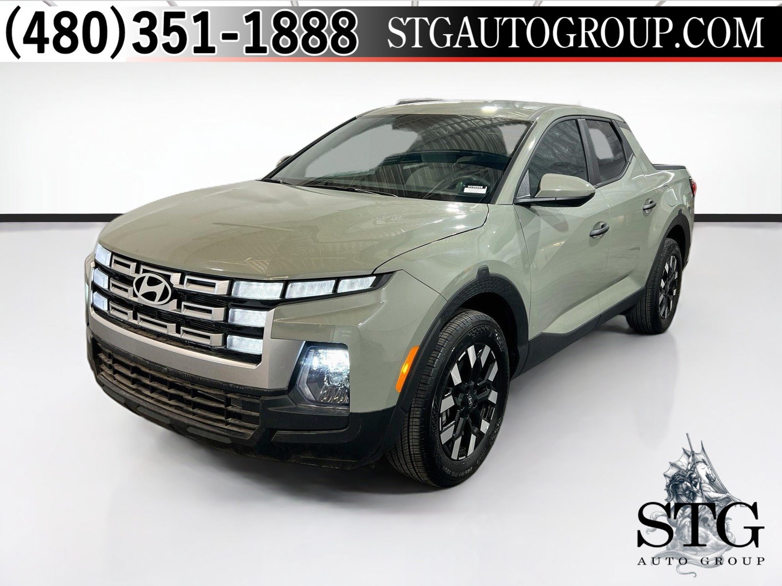 Used 2025 Hyundai Santa Cruz SE FWD image 1