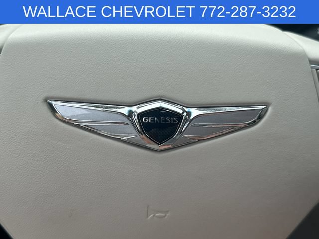 Used 2020 Genesis G90 3.3T Premium RWD image 19