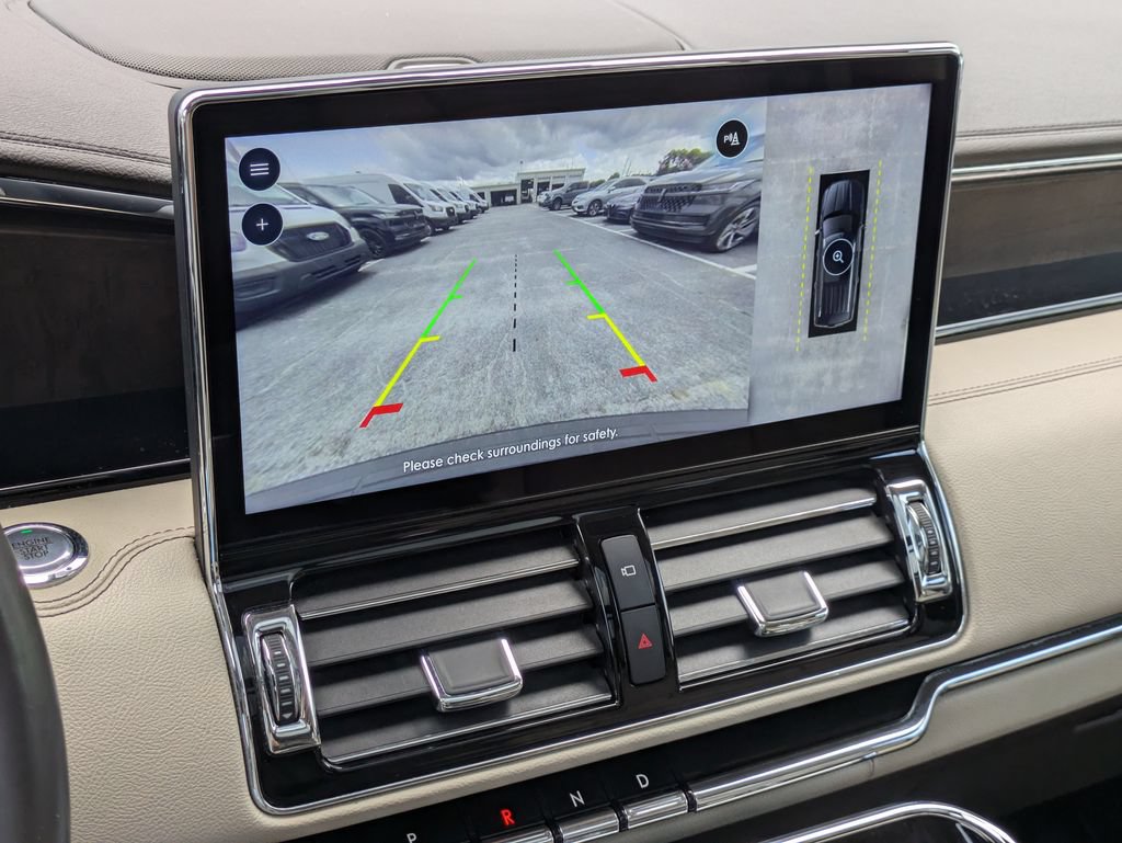 Certified 2022 Lincoln Navigator Reserve AWD/4WD image 24