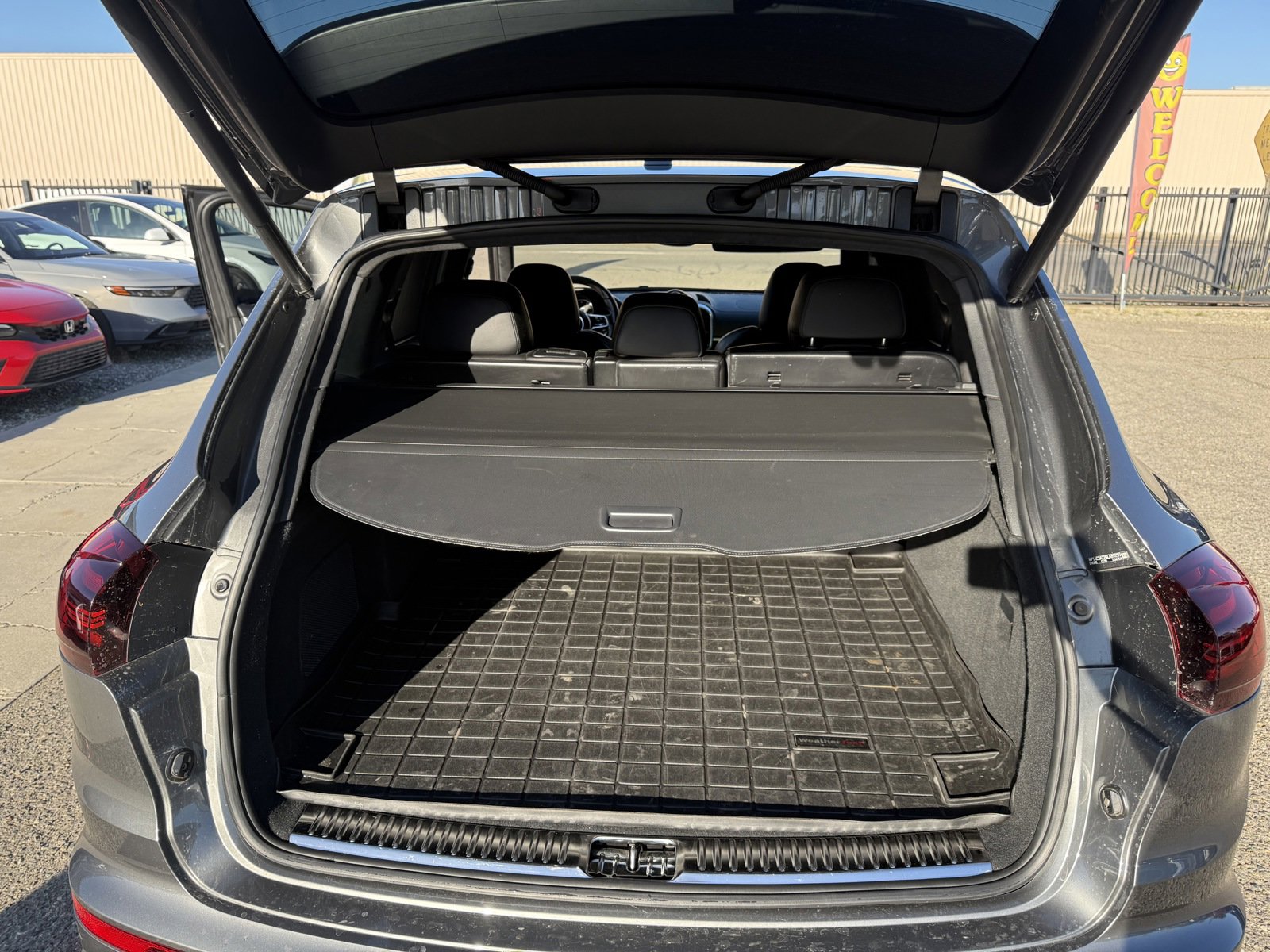 Used 2016 Porsche Cayenne Turbo S image 26