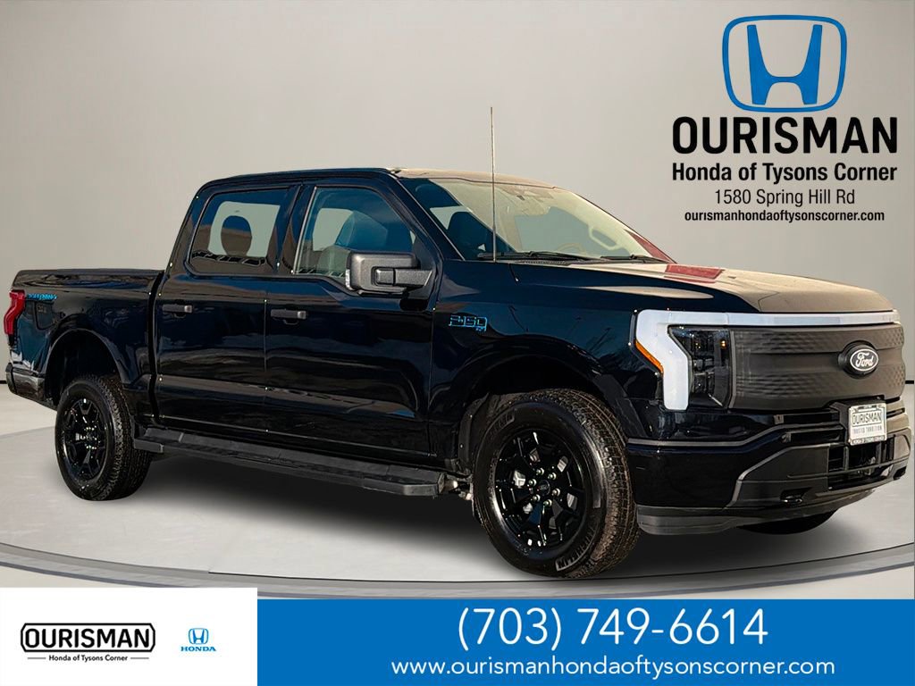 Used 2025 Ford F150 Lightning XLT image 1