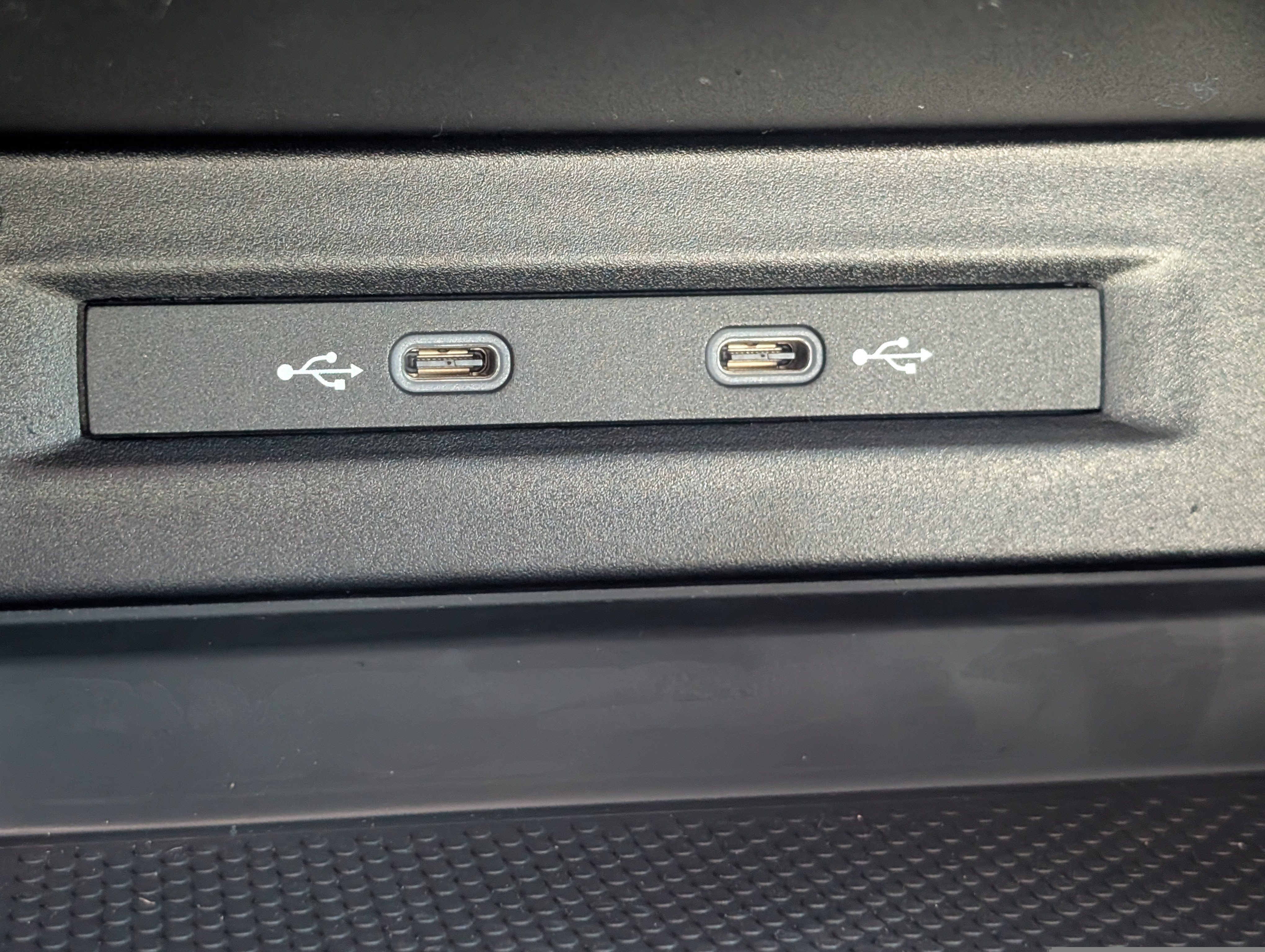 New 2027 Volkswagen Taos Sport AWD/4WD image 20