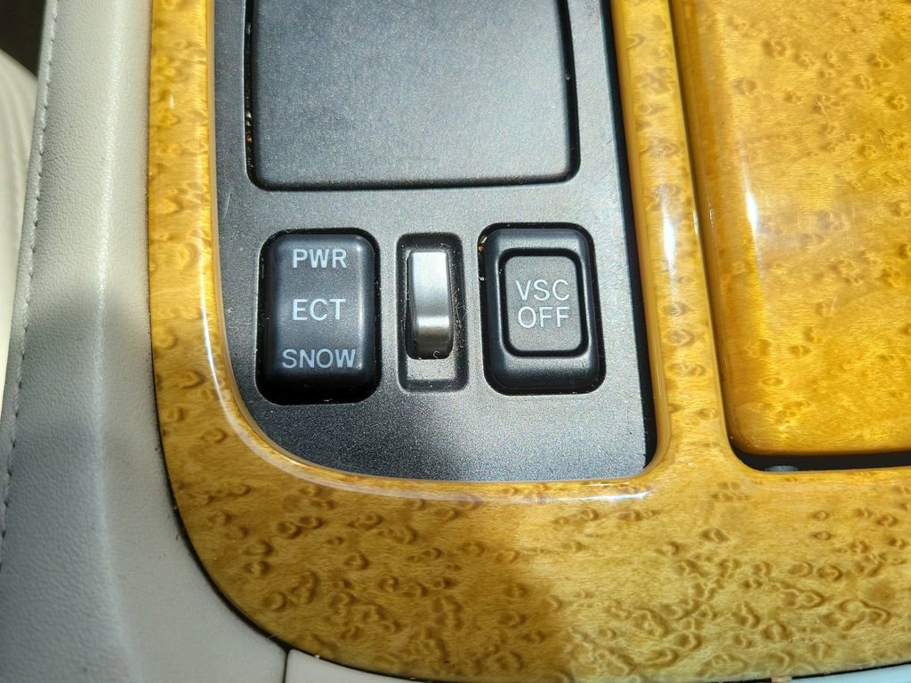 Used 2002 Lexus SC 430 Convertible RWD image 26