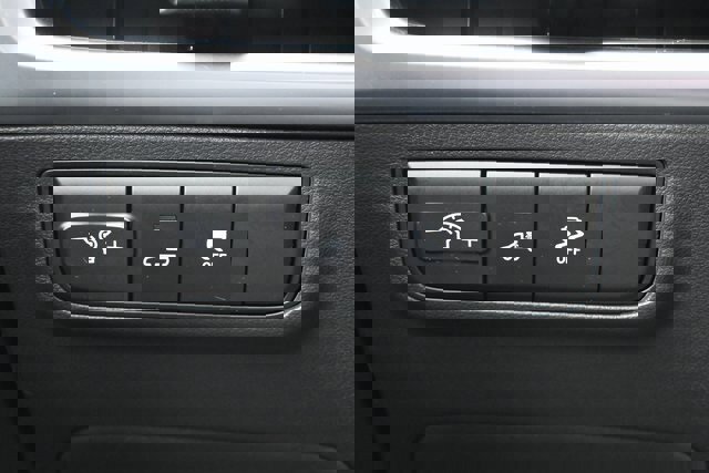 Used 2025 Hyundai Santa Cruz SEL image 39