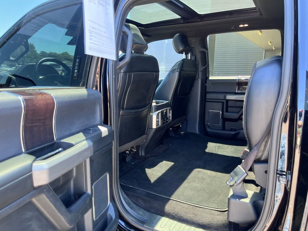 Used 2017 Ford F150 Platinum w/ Equipment Group 701A Luxury AWD/4WD image 26