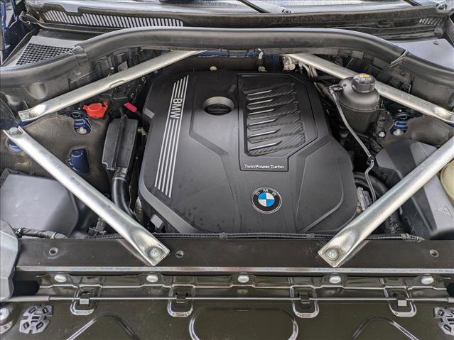 Used 2020 BMW X7 xDrive40i w/ Executive Package AWD/4WD image 25