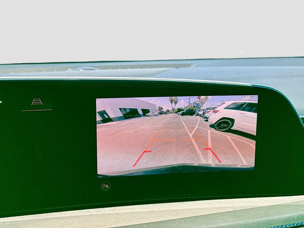 Used 2024 Cadillac XT4 Sport FWD image 17