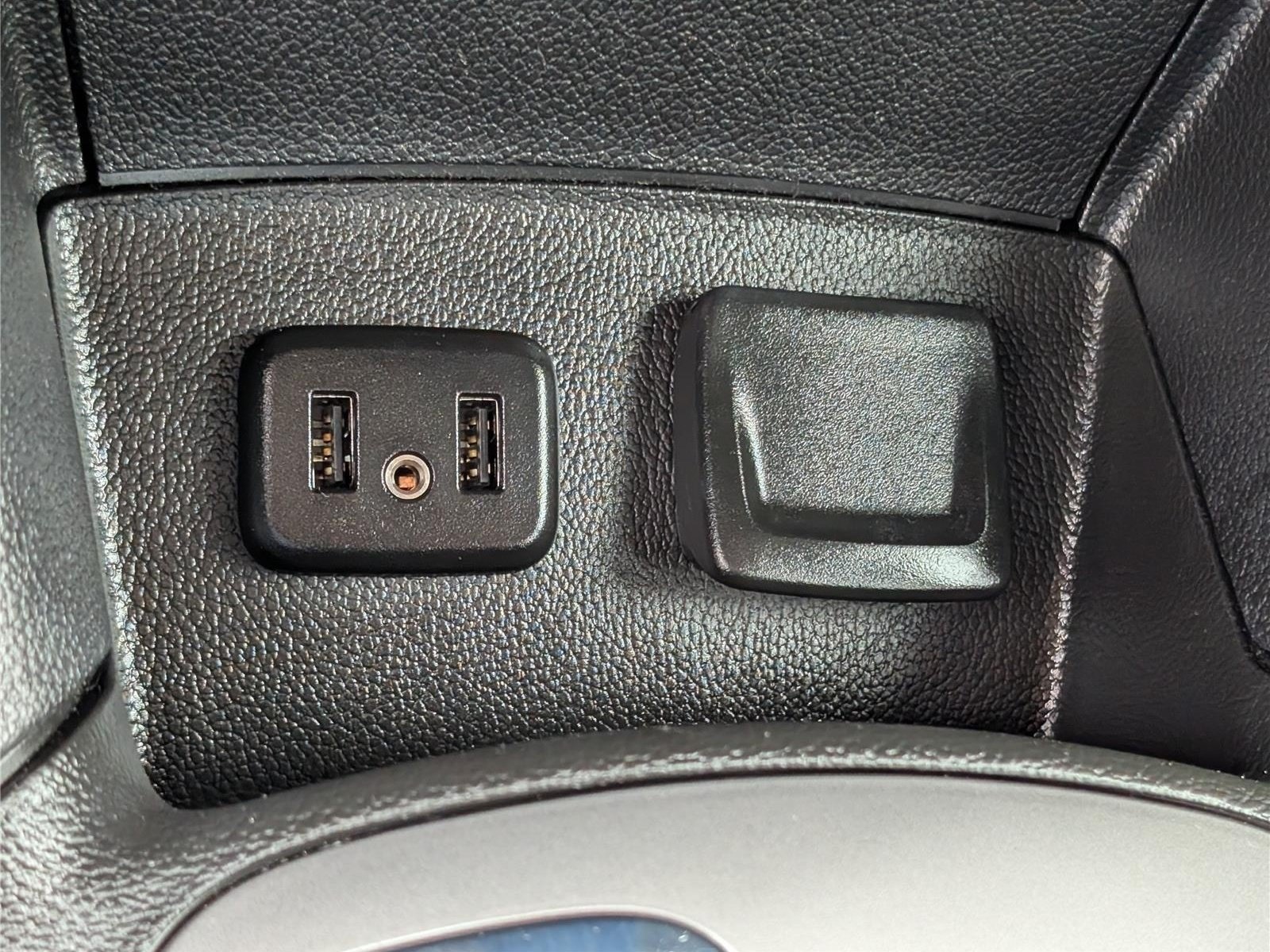 Used 2019 Chevrolet Cruze LT w/ Convenience Package FWD image 25