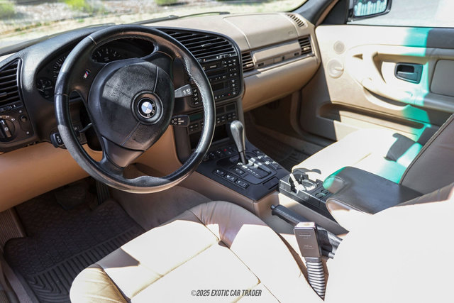 Used 1999 BMW 323i Convertible RWD image 30