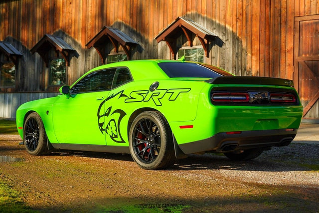 Used 2017 Dodge Challenger SRT Hellcat image 6