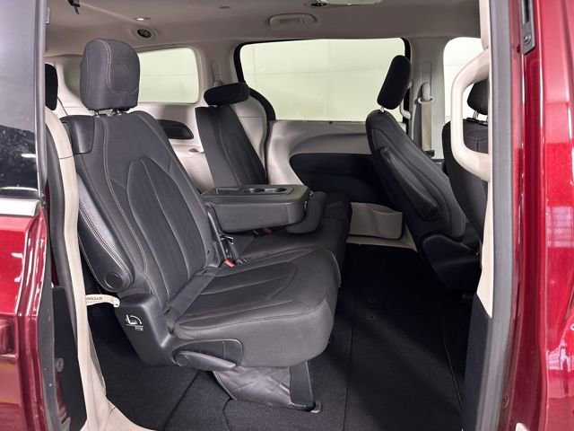 Used 2019 Chrysler Pacifica Touring Plus w/ Tire & Wheel Group image 28
