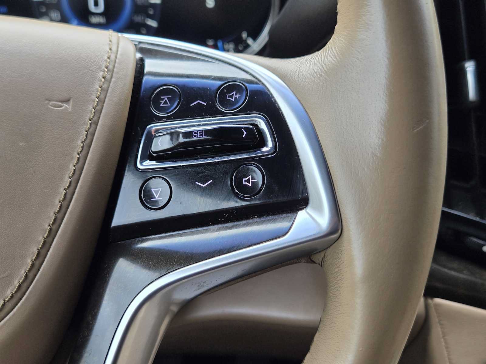 Used 2019 Cadillac Escalade ESV Platinum AWD/4WD image 28