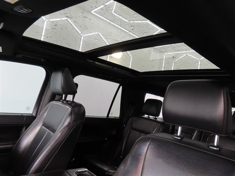 Used 2021 Ford Expedition XLT RWD image 16