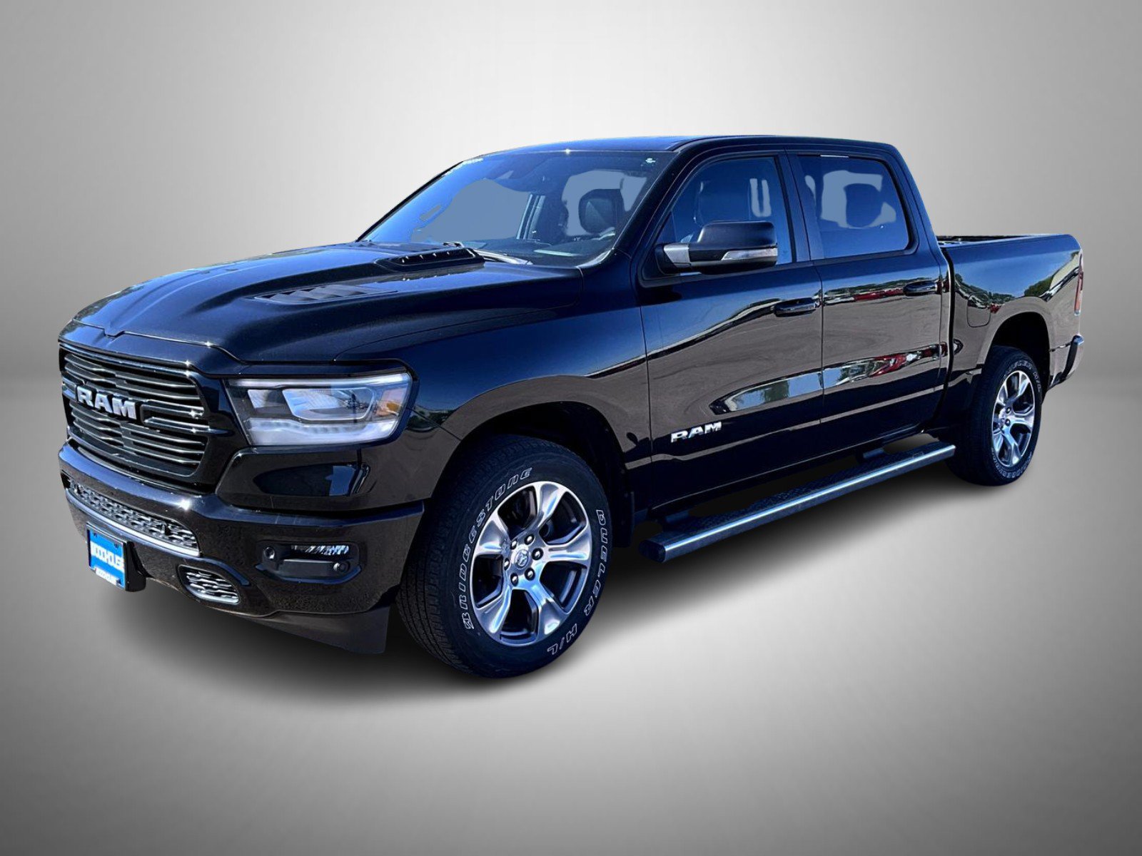 Certified 2023 RAM 1500 Laramie AWD/4WD image 1