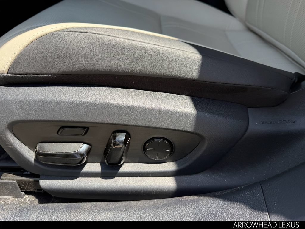 Used 2024 Lexus ES 300h Ultra Luxury w/ Accessory Package (Z1) FWD image 24