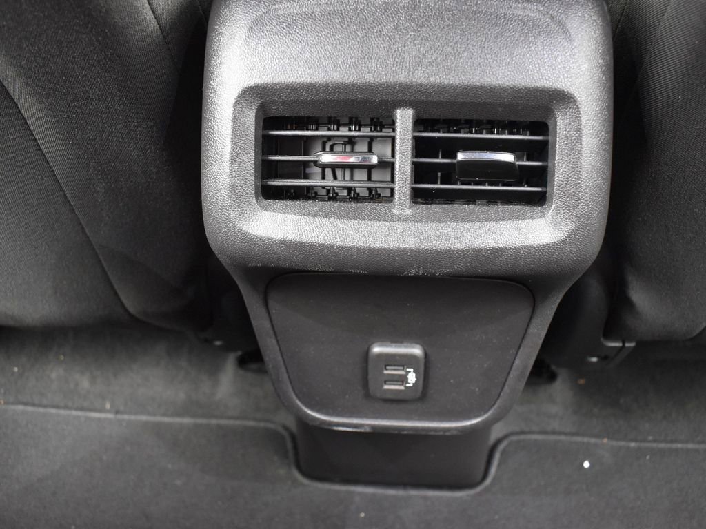 Used 2024 Chevrolet Equinox LT image 11