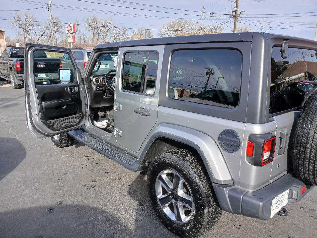 Used 2020 Jeep Wrangler Unlimited Sahara image 18